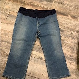 Maternity Capri Jeans
